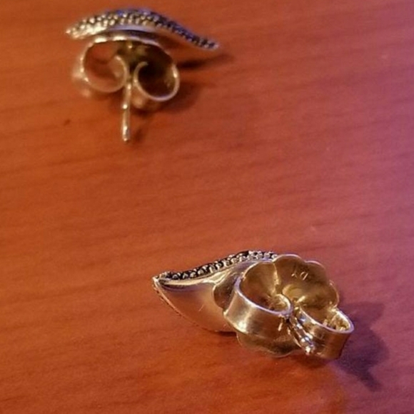 David Yurman Black Diamond Hampton earrings - Picture 3 of 3